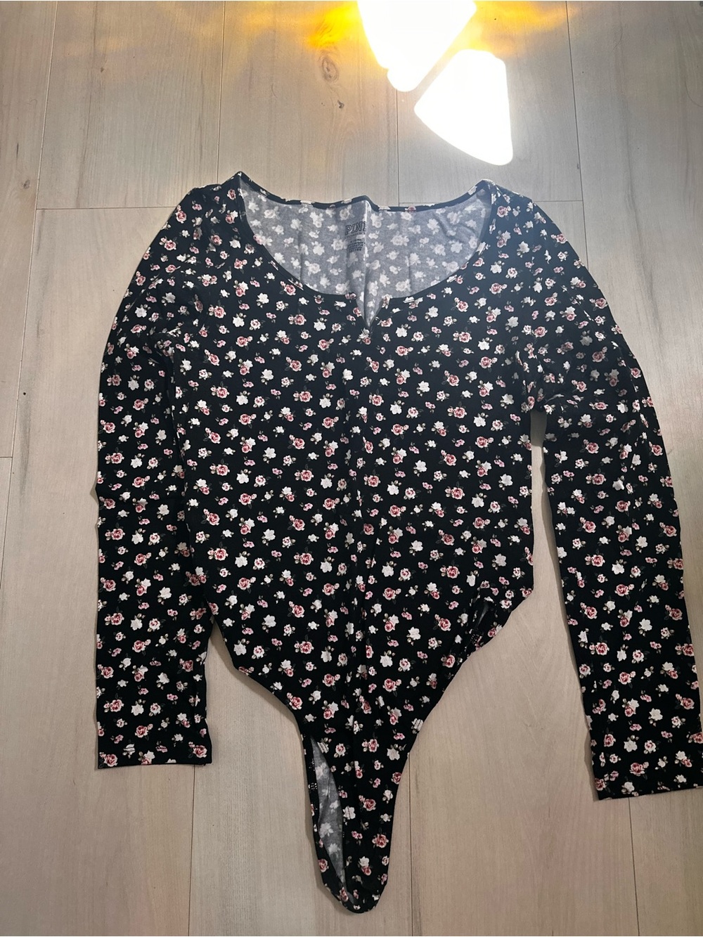 PINK Victoria's Secret Black Floral Long-Sleeve Bodysuit Size Medium 0264